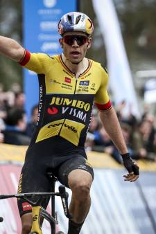 Alleen Wout van Aert kan Mathieu van der Poel aan in E3 Classic: Belg wint nipt in Vlaanderen