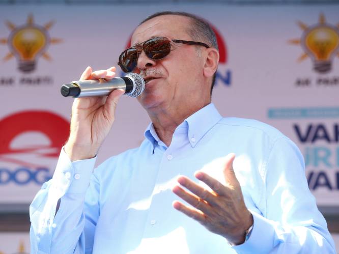 Turkse oppositie strijdt met vereende krachten tegen machtsuitbreiding Erdogan