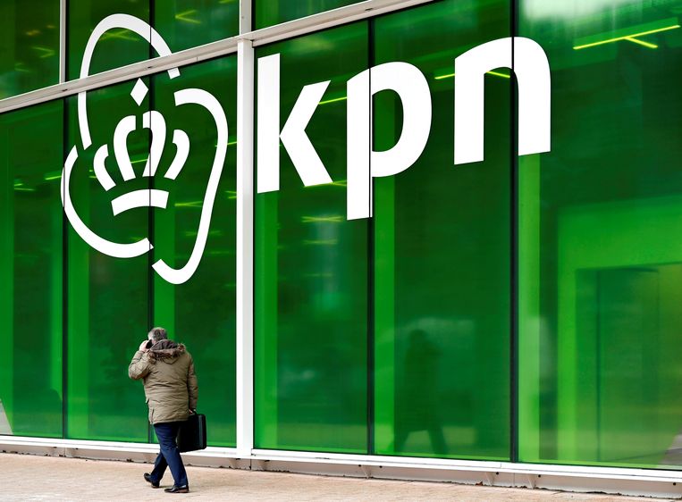 Het hoofdkantoor van KPN in Rotterdam. Beeld REUTERS