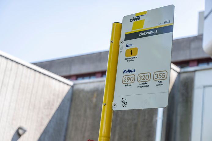 Boom houdt bevraging over toegankelijkheid van bushaltes | Boom | hln.be
