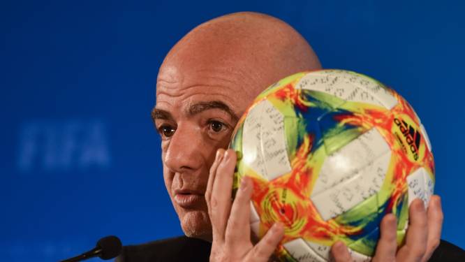 FIFA overweegt nóg vollere voetbalkalender met meer WK's