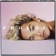 Rita Ora’s nieuwe album Phoenix lijkt bij verschijning al een hitcompilatie, jammer dat ze wat onpersoonlijk blijft  (drie sterren)