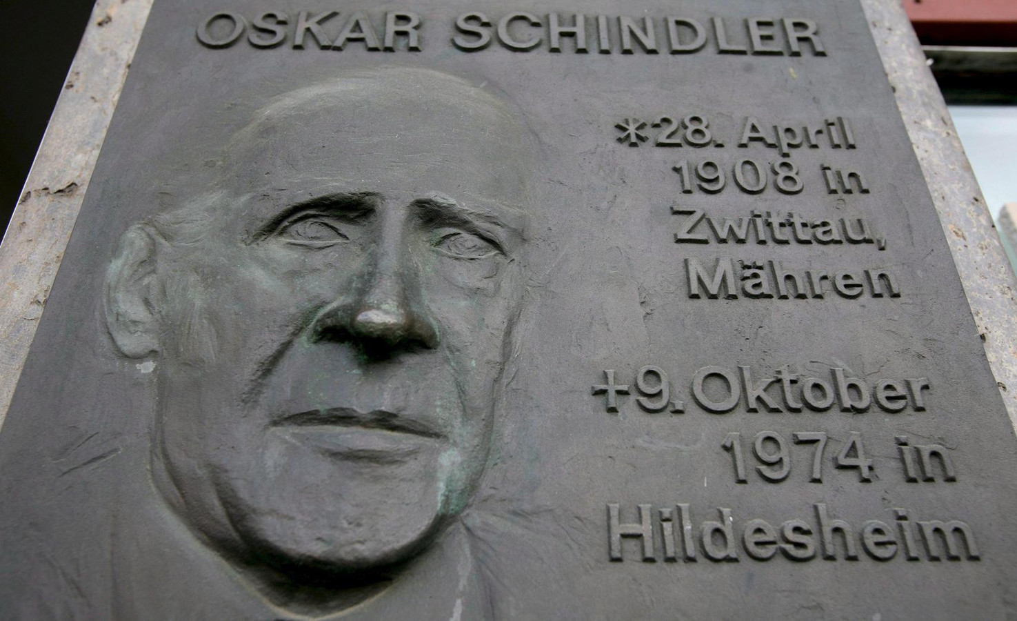 Оскар шиндлер. Оскар шиндлер 1908-1974. Оскар шиндлер в молодости. Оскар шиндлер в молодости. Оскар шиндлер молодой.