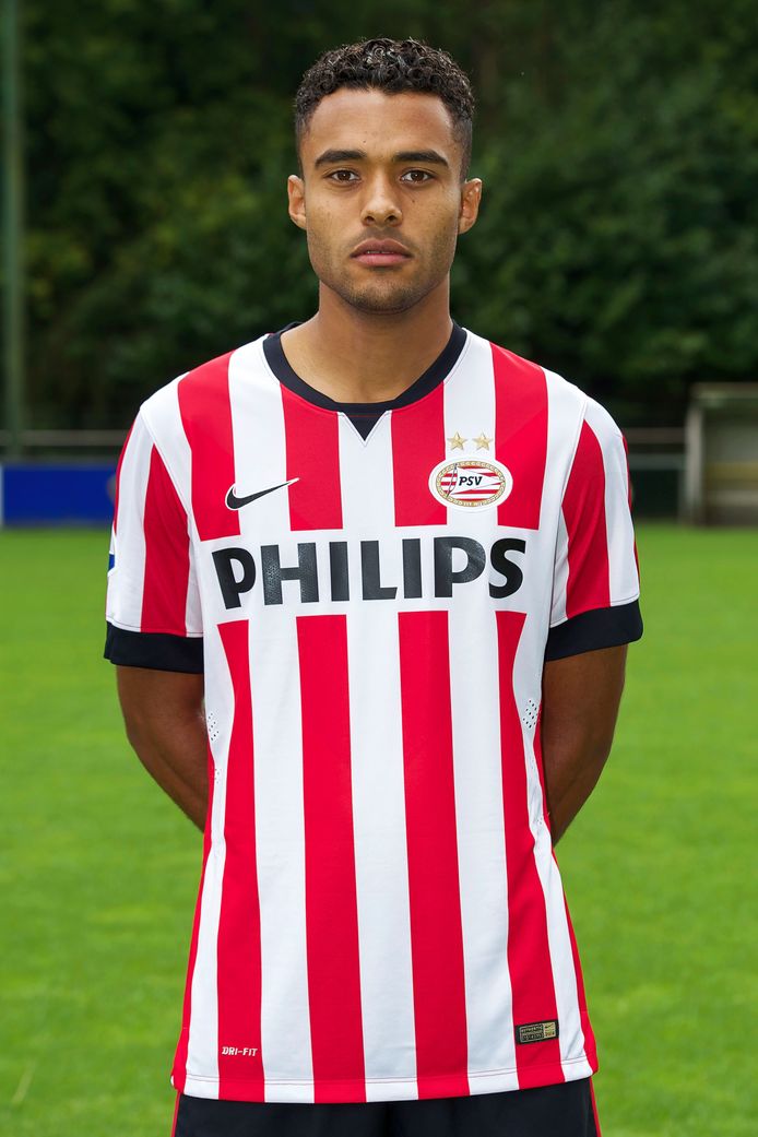 Abel Tamata in het shirt van PSV.