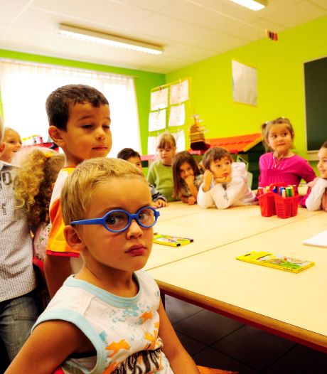 Le port du masque à nouveau obligatoire en France à l'école primaire