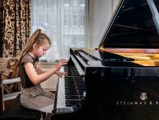 Gevlucht pianowonder Yulliana (10) wil de wereld veroveren, vanuit Nederland