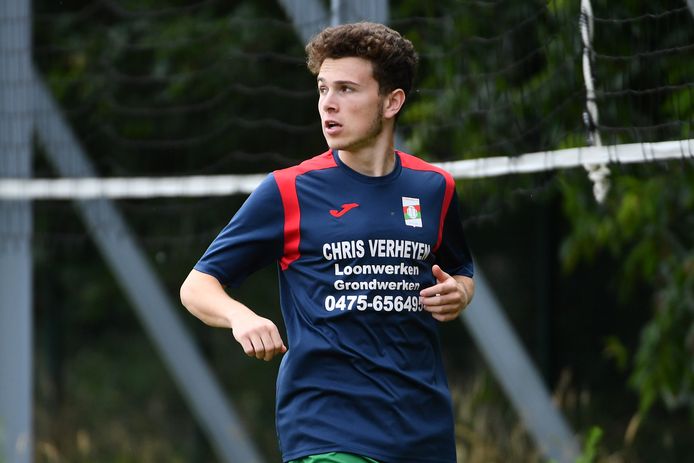 Donderdag weet Dario Bogaerts of hij, na zijn uitsluiting in Wezel, geschorst zal worden. De Voetbalbond eist drie speeldagen.