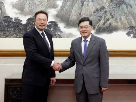 La visite du “Camarade Musk” suscite l'enthousiasme en Chine