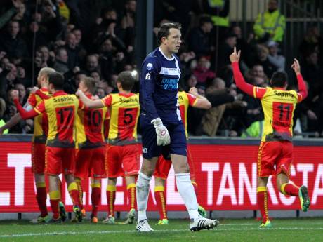 Voetbal bij de Stentor: voor lezers,  kijkers en luisteraars