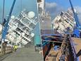 KIJK. Schip kantelt door hevige wind schuin tegen de kade in Edinburgh: 33 gewonden
