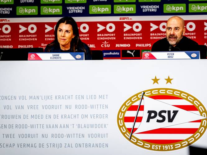 PSV-spelers applaudisseren voor doelman Benítez: 'Het gaat niet veel over hem, maar dat is een goed teken’