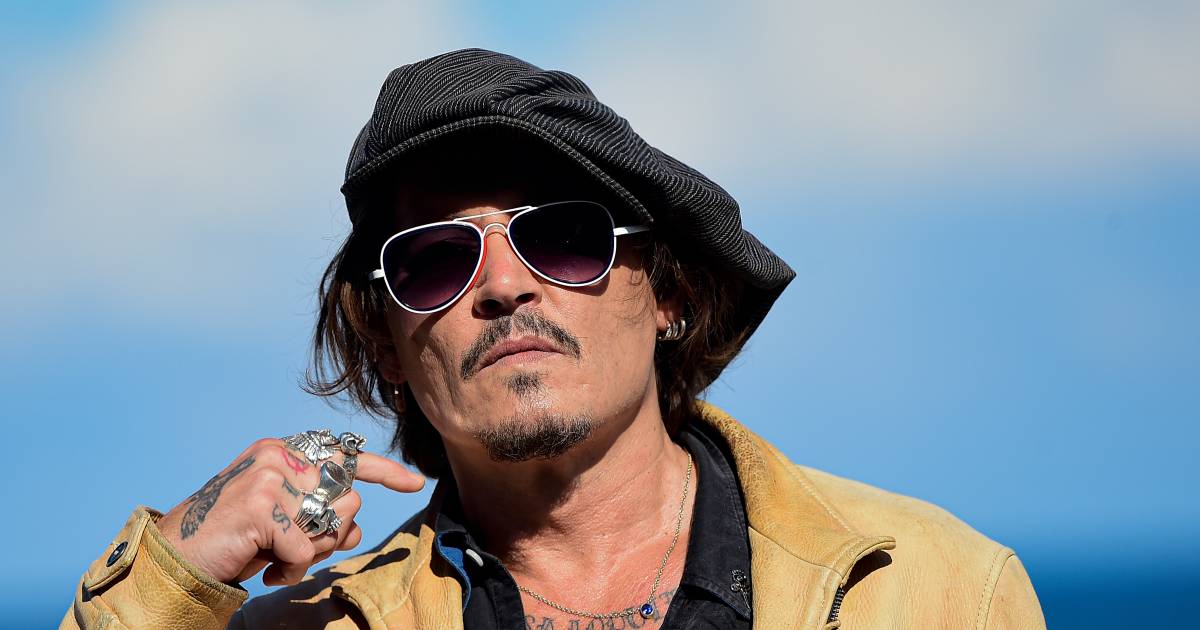 Johnny Depp neemt Poolse filmprijs vanachter de tralies in
