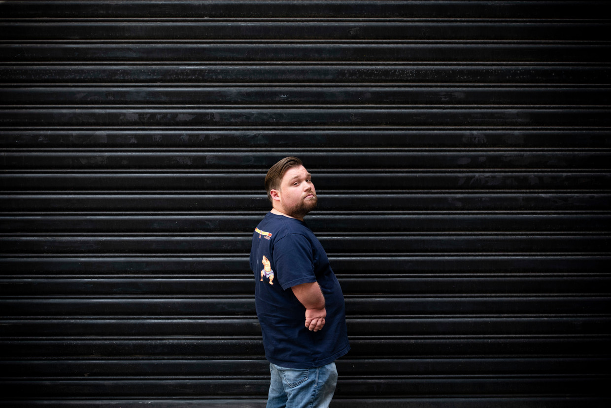 Comedian William Boeva werd dinsdag op straat uitgelachen door twee tieners. Beeld ID / Fred Debrock