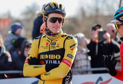 Nathan Van Hooydonck wint ploegentijdrit met Jumbo-Visma, maar mist gele trui op een haar: “Ach, daarvoor ben ik hier niet”