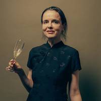 Amélie Nothomb: ‘Het klinkt misschien vreemd, maar mijn anorexia is mijn geluk geweest. Het was mijn vorm van chemotherapie’