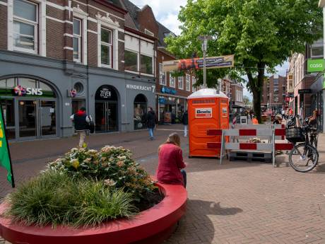 Waarom Apeldoorn ‘buurthuis’ van daklozen weghaalt in binnenstad