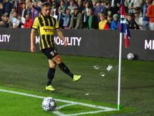 KNVB: ‘Bier of voorwerpen naar spelers gooien volstrekt onacceptabel’