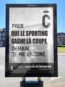 Fausse affiche au sujet de la vaccination à Charleroi