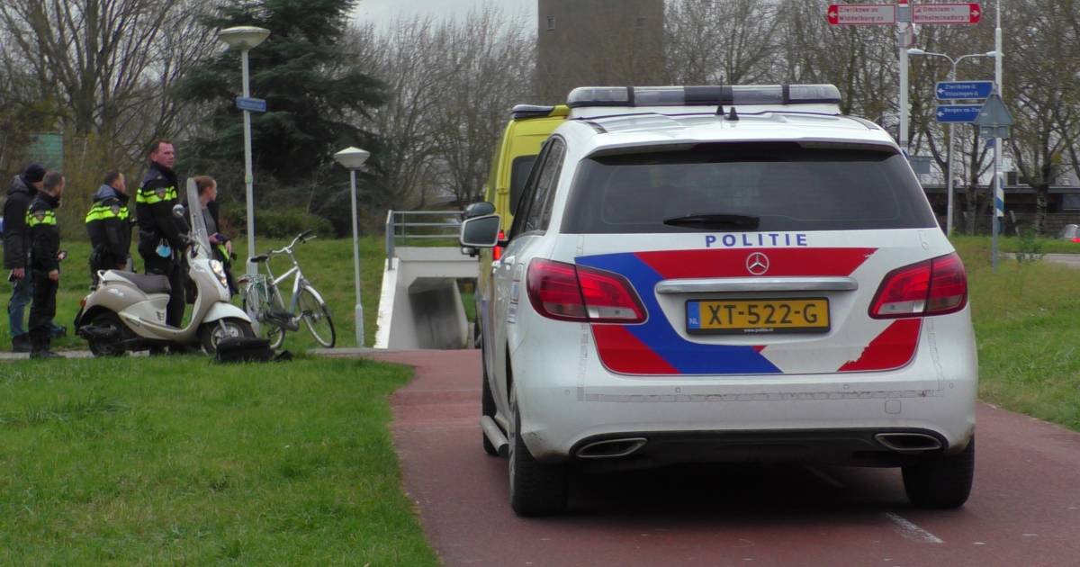 Gewonde bij ongeval tussen fietser en scooter in Goes.
