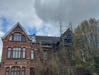 Fotograaf denkt dat hij leegstaand pand binnendringt, dan komt bewoner met een mes: “Ik doe geen vlieg kwaad, maar kom niet bij me binnen”
