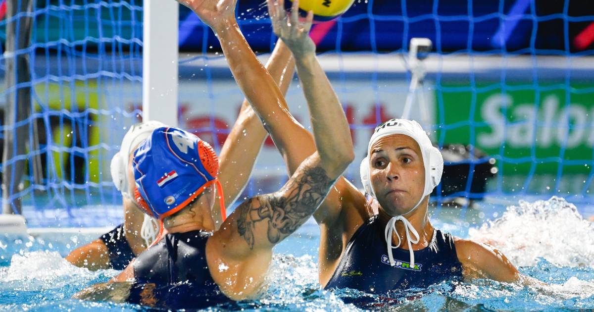 Waterpolosters lopen WK-finale mis, gastland Hongarije nipt te sterk in thriller | Andere sporten