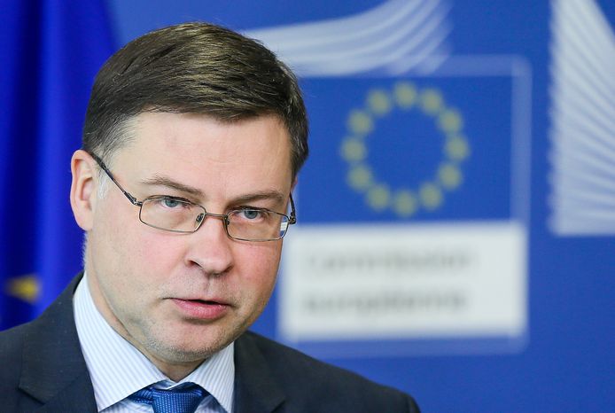 De Europese Commissie wil niet dat er tegen België een nieuwe 'tekortprocedure' wordt geopend wegens een te hoge schuldgraad, zei Valdis Dombrovskis, de vicevoorzitter van de Europese Commissie.