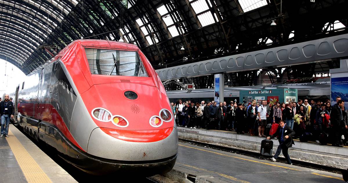 Scontro ferroviario uccide cinque ferrovieri nel Nord Italia |  All’estero