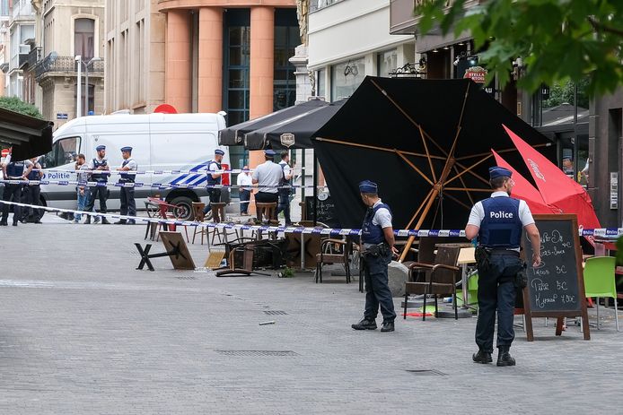 Het incident deed zich voor in de Sint-Michielsstraat, vlak bij de Nieuwstraat in het centrum van de stad.