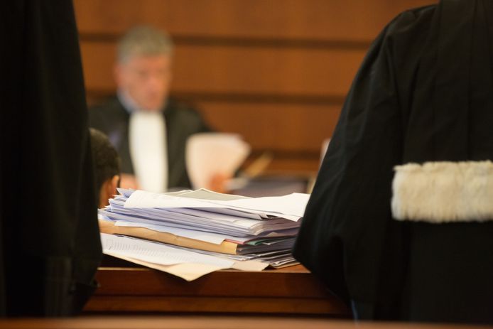 Beklaagde daagde zelf niet op voor de strafrechter, het slachtoffer wel.