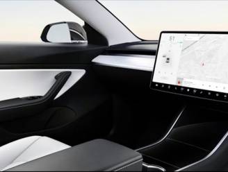 Tesla kondigt spotgoedkope robottaxi's aan zonder stuur of pedalen