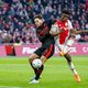 Leerling Bassey blinkt uit als Ajax net als rest van de top met 1-0 wint