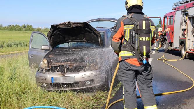 Dit moet je doen als je auto spontaan in brand vliegt