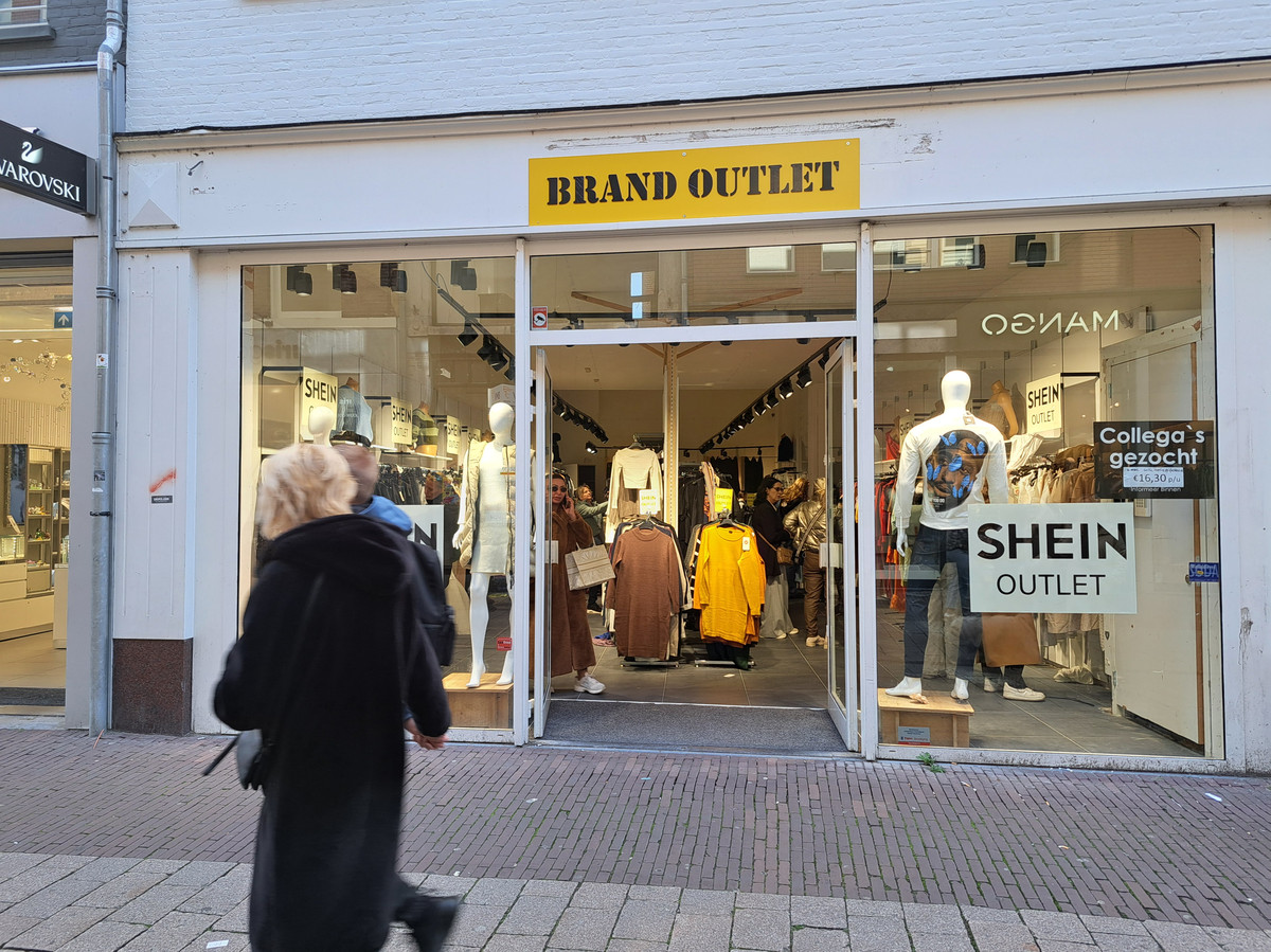 Goedkoop kleding shoppen hotsell