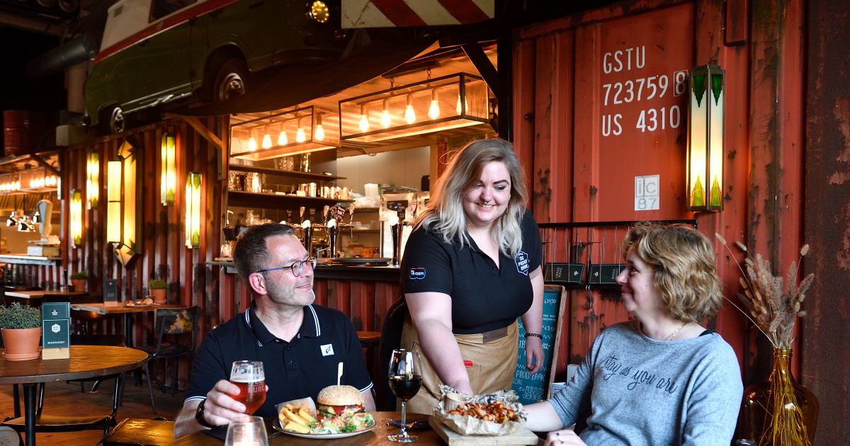 In deze Amersfoortse ‘mancave’ vinden spoorzoekers (bananen)bier en flinke (flexi)burgers