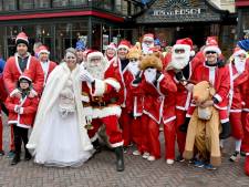 Rennende kerstmannen in Boxmeer: het zijn er niet veel, maar: ‘Dit kan ook Ziggo Dome overkomen’