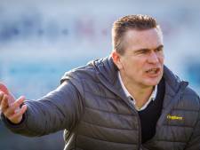 Trainer Karlo Meppelink moet Staphorst na dit seizoen verlaten: ‘Ik ben verbouwereerd’
