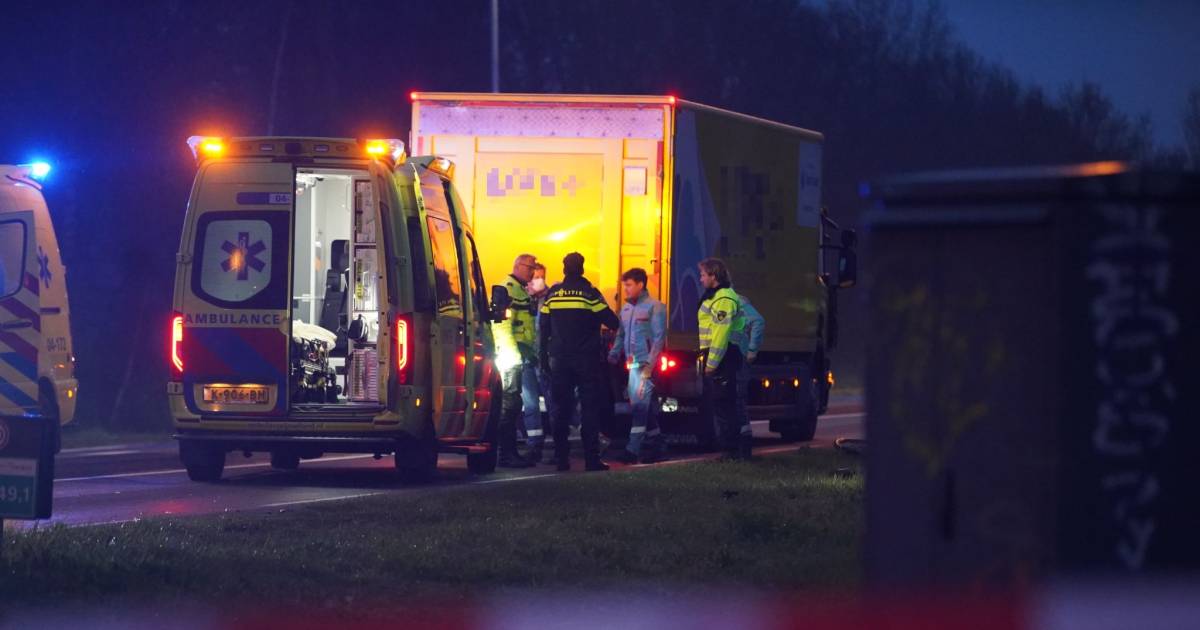 Meisje komt om het leven bij aanrijding met vrachtwagen op N348 in Deventer.