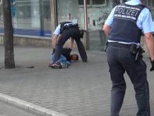 Man met machete vermoordt vrouw in Duitsland