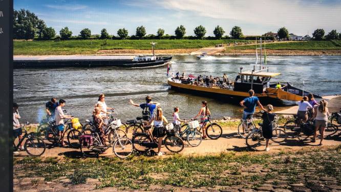 Burgemeesters grijpen in vanwege drukte: ‘Afstand houden was daar niet meer mogelijk’