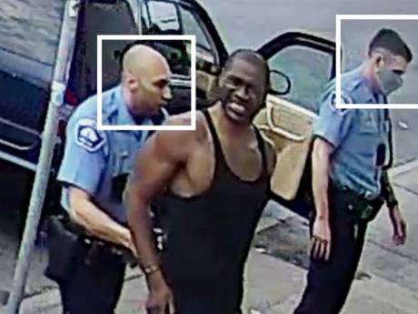 Les derniers instants de George Floyd reconstitués minute par minute