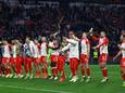 Bayern München-spelers vieren het bereiken van de halve finale.