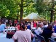 Brouwers in het Bos: bewust kleinschalig gehouden bierfestival op Enameplein