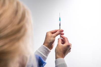 Vaccins administrés pour les autres Régions à Bruxelles: DéFI demande une compensation