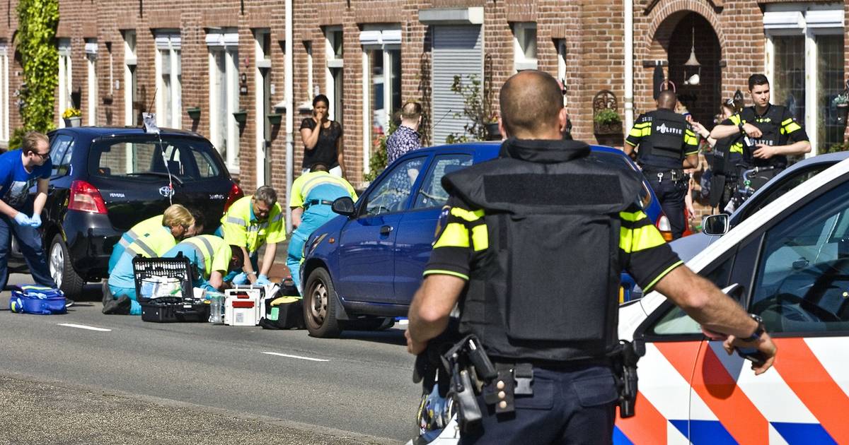 Tien Arrestaties Na Dodelijke Schietpartij Dordrecht Binnenland Ad Nl
