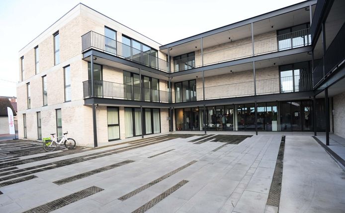 Residentie Aronskelk opende gisteren in de Vereeckenstraat.