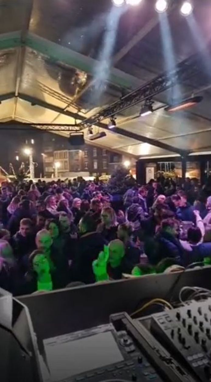 La fête a battu son plein samedi soir au Village de Noël de Charleroi