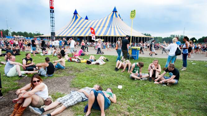 Kabinet zet definitief streep door festivalseizoen, verplichte test bij terugkeer vakantie