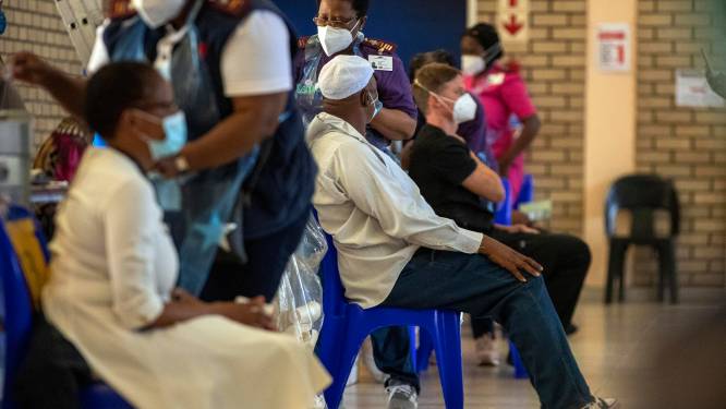 WHO waarschuwt voor zware coronagolf in Afrika door nieuwe varianten