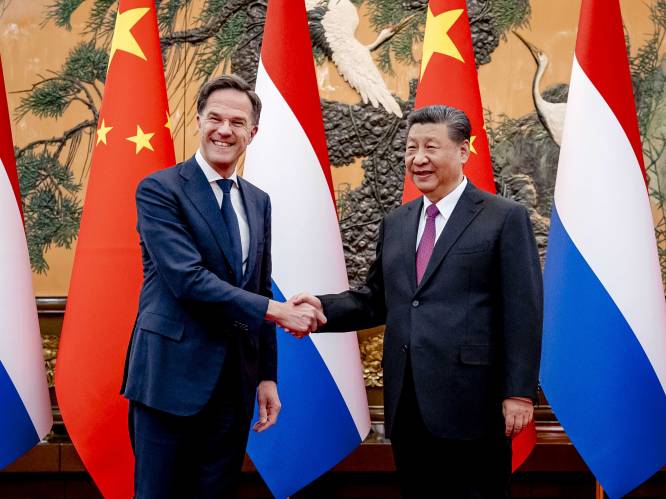 Rutte vraagt Xi druk uit te oefenen op Rusland ‘om oorlog in goede richting te duwen’