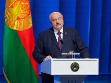 Le président du Bélarus prêt à accueillir des armes nucléaires “stratégiques” russes pour contrer “les salauds de l’étranger”